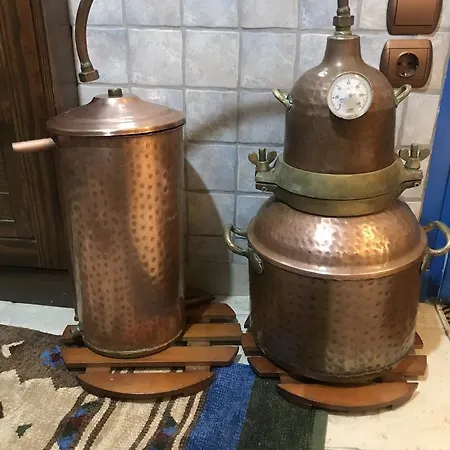 Anna's Traditional Hοme *