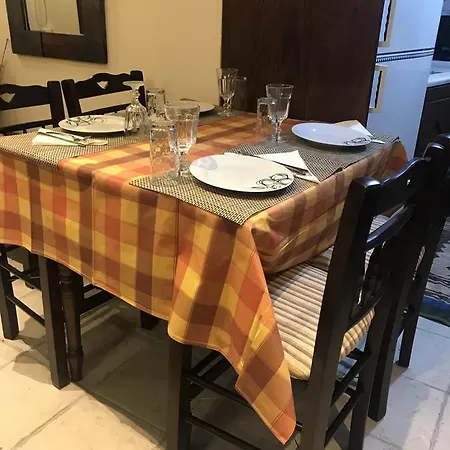 Apartment Anna's Traditional Hοme Thessaloniki